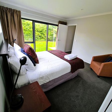 Brand New & Cosy In Kapiti - New 3-Bedrooms 4-Beds In Paraparaumu Eksteriør bilde